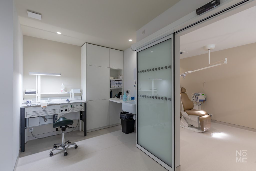 Aménagement intérieur du cabinet médical du docteur Raidot à Mulhouse par Atelier NŌMĒ