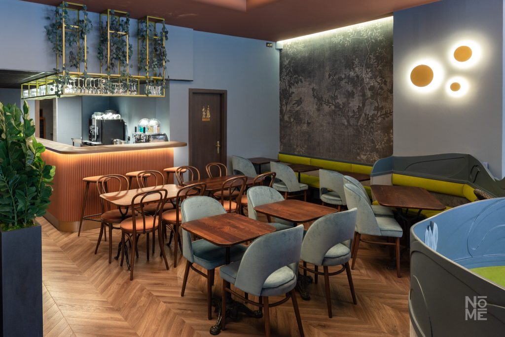 Espace restaurant La Gourmandise après rénovation intérieure par Atelier NŌMĒ