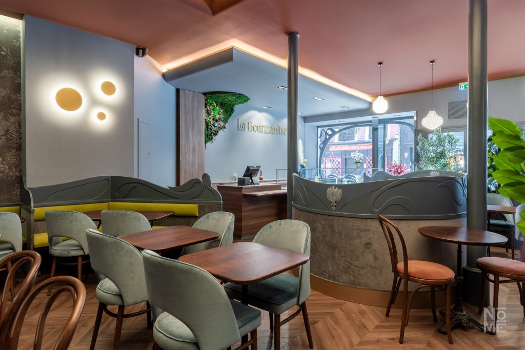 Intérieur du restaurant La Gourmandise après rénovation par Atelier NŌMĒ